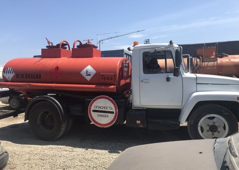 ГАЗ 3309 бензовоз