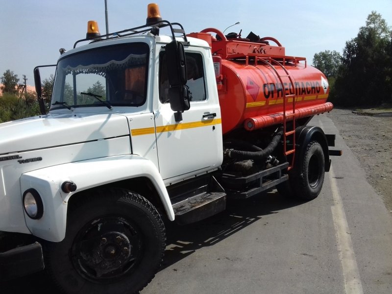 Автозаправщик ГАЗ 3309