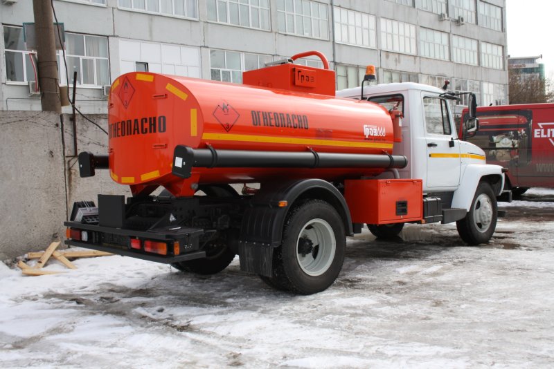 ГАЗ 3309 бензовоз