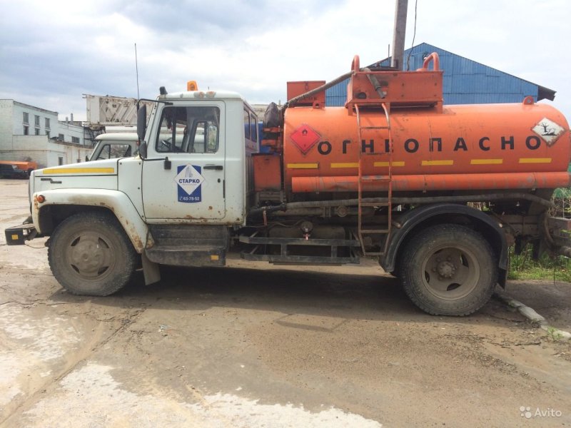 473897 Автотопливозаправщик