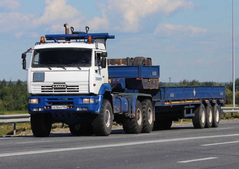 КАМАЗ-65225 6x6