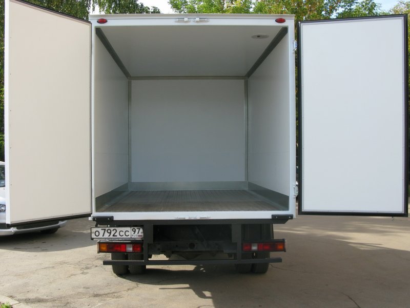 Изотермический фургон Газель next сзади
