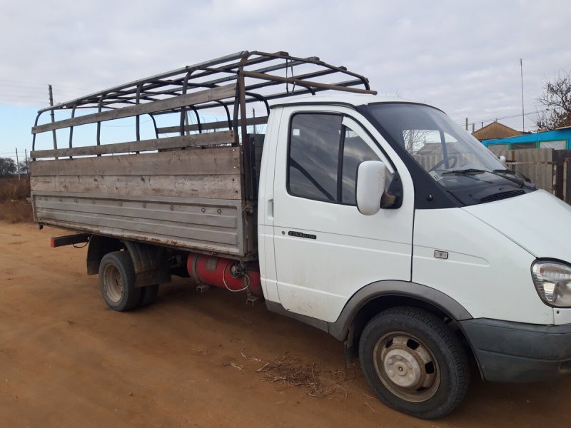 ГАЗ Газель 3302 бортовая 2005