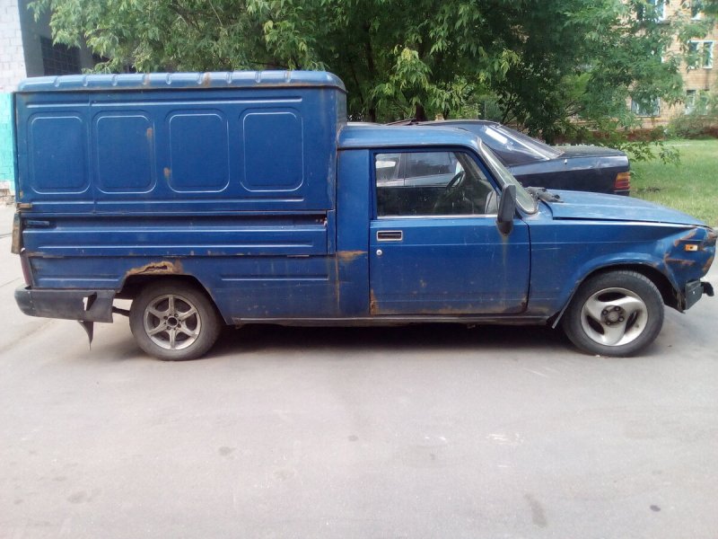 ИЖ фургон 27175