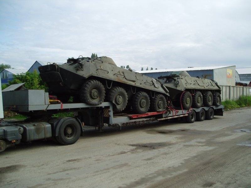 БТР-80 на трал