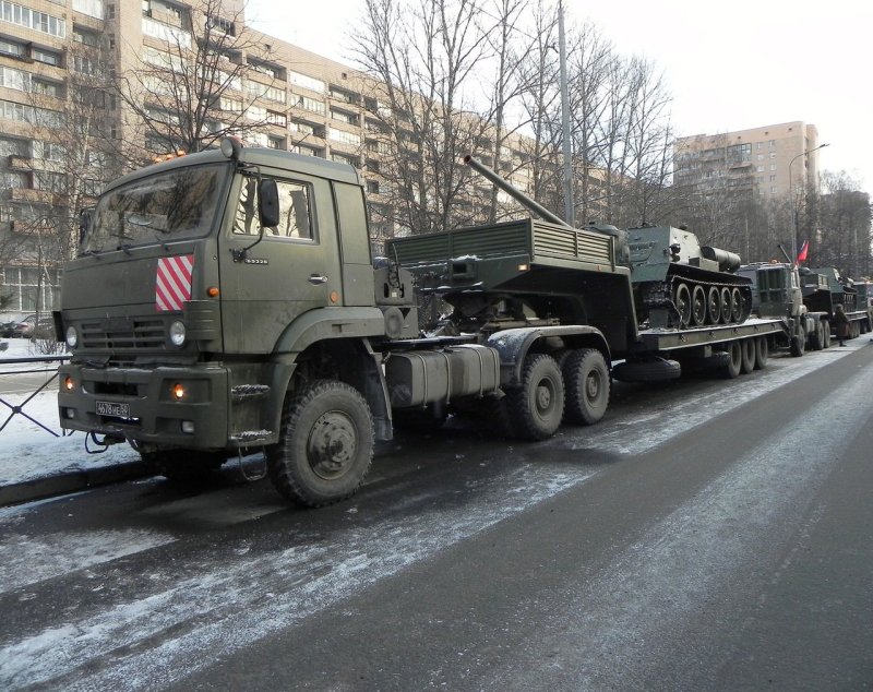 КАМАЗ 65225 военный тягач