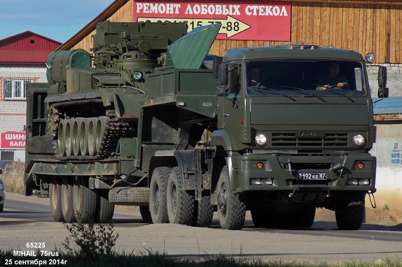 КАМАЗ трал военный 65225