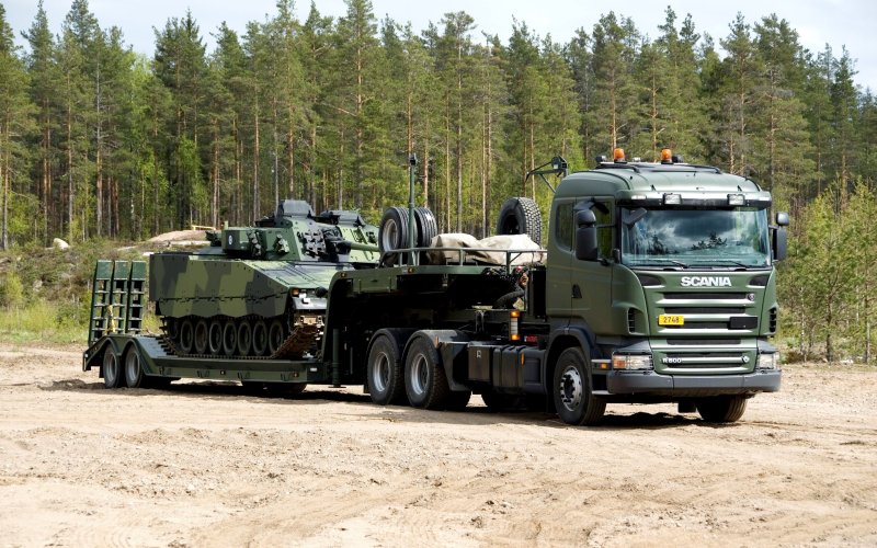 Урал 542301 седельный тягач военный