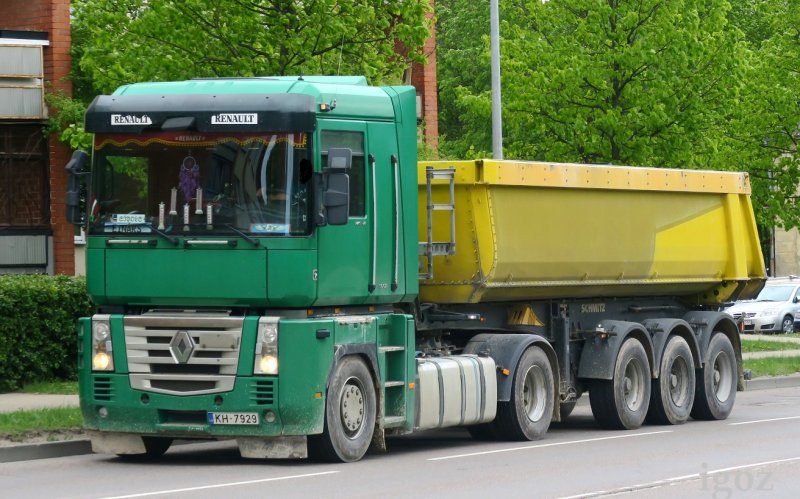 Renault Magnum