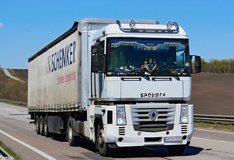Renault Magnum 2 поколения