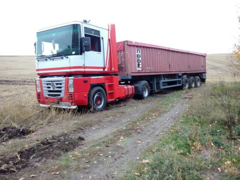 Рено Магнум в село