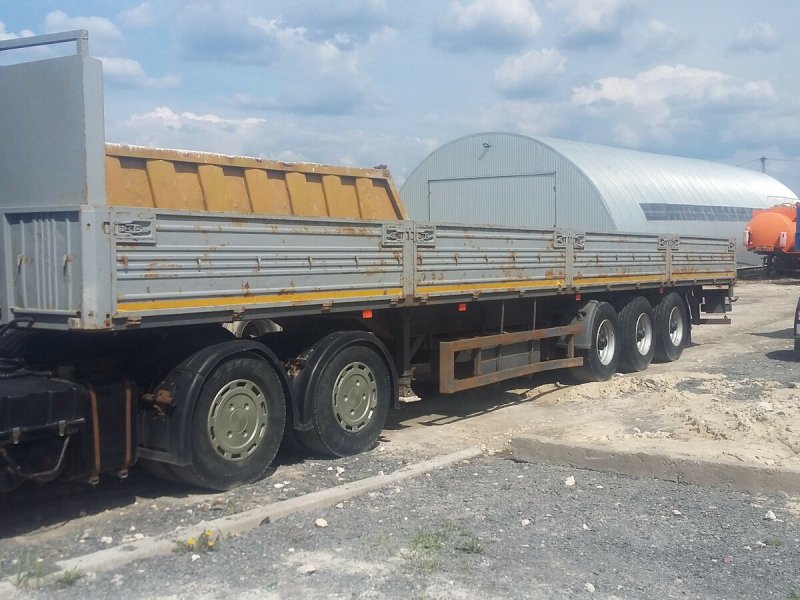 МАЗ 6430 С полуприцепом бортовой