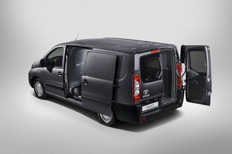 Toyota Proace фургон