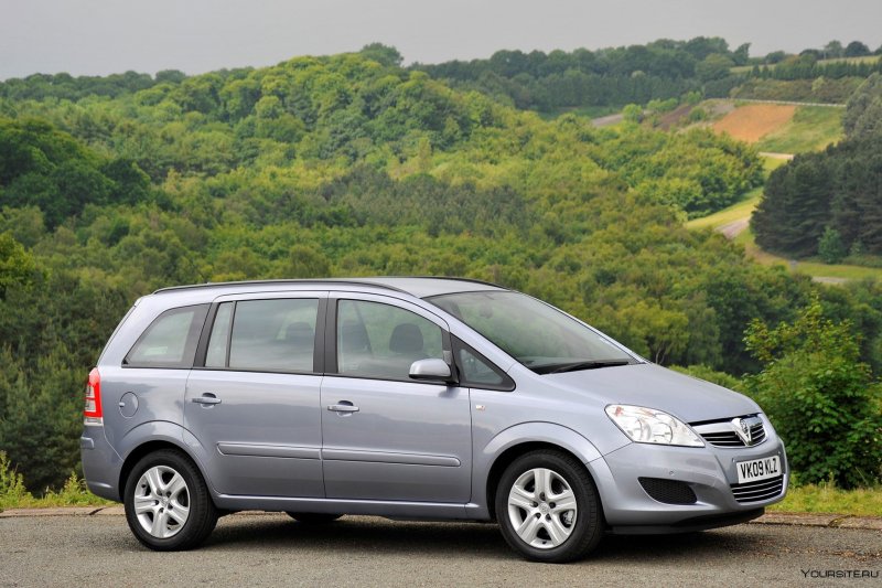 Opel Zafira b (2005–2008)
