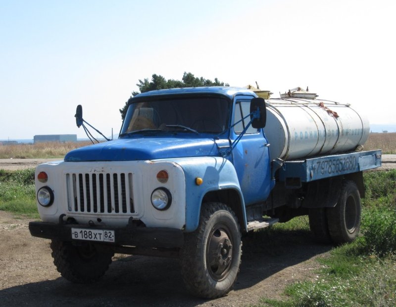 ГАЗ 53 молоковоз