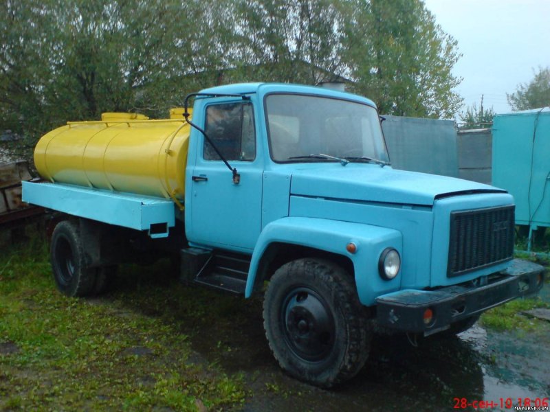 ГАЗ 3307 молоковоз