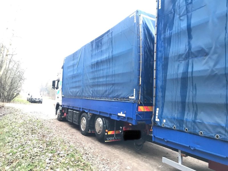 Полуприцеп юмба 120 кубов