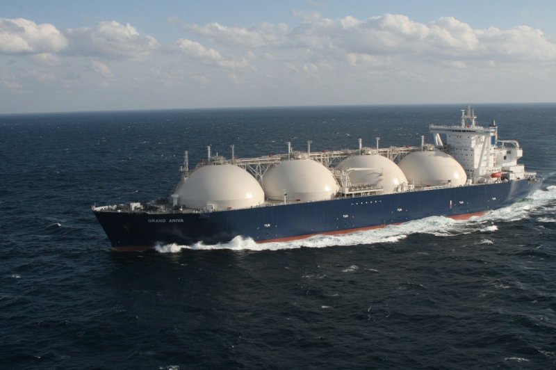Гранд Анива газовоз