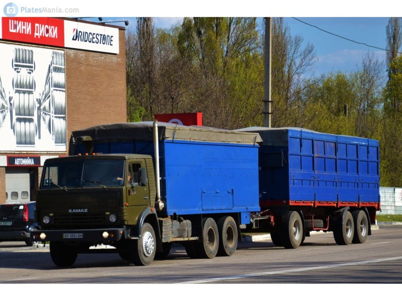 КАМАЗ 53212 зерновоз