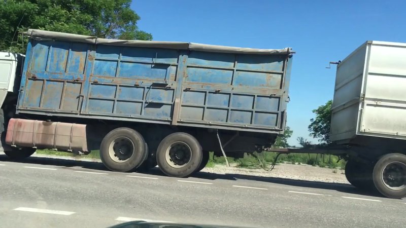 Дагестанские КАМАЗЫ зерновозы 53212