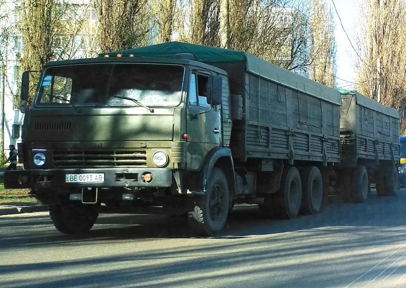 КАМАЗ 53212 бортовой