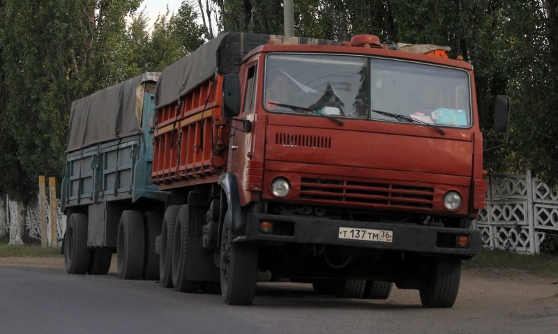 КАМАЗ 53212