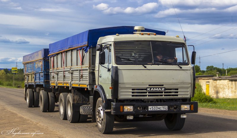 КАМАЗ (KAMAZ) 53212