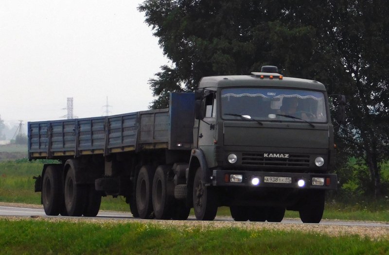 Грузовик КАМАЗ 5410