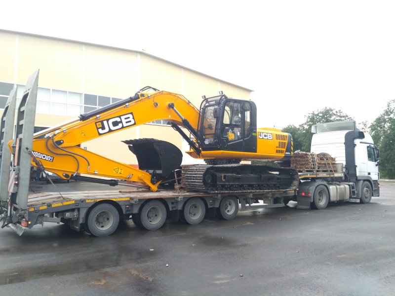 JCB js205