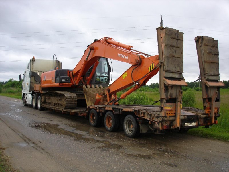 Экскаватор Doosan 210 на трале