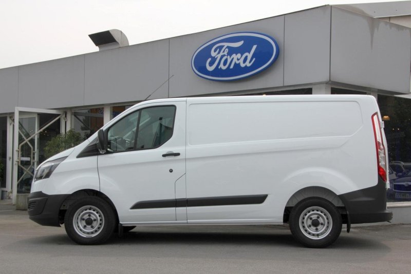 Ford Transit Custom 2015 инкассаторов