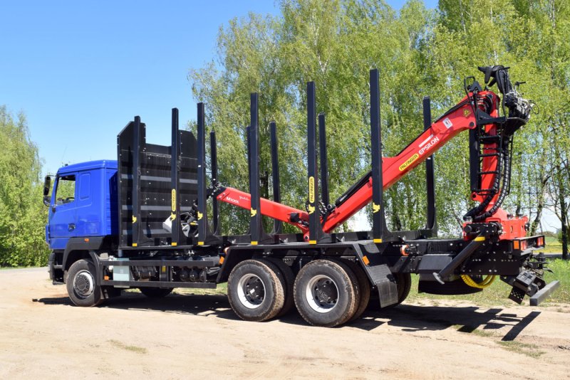 Palfinger m100z лесовоз