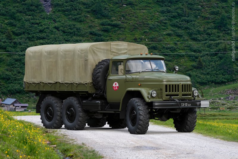 ЗИЛ-131 грузовой военный