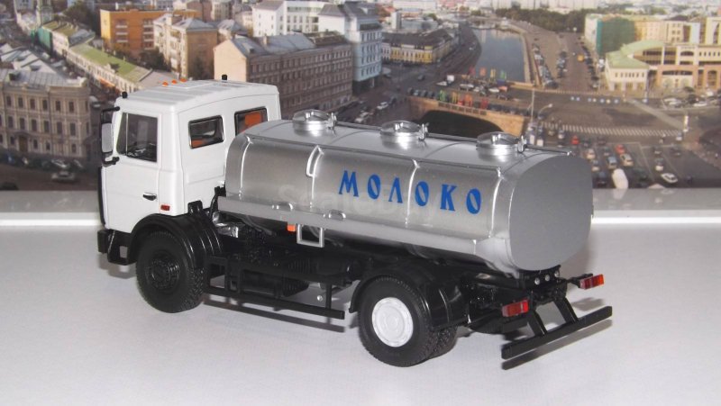 МАЗ 5337 молоковоз Автоистория