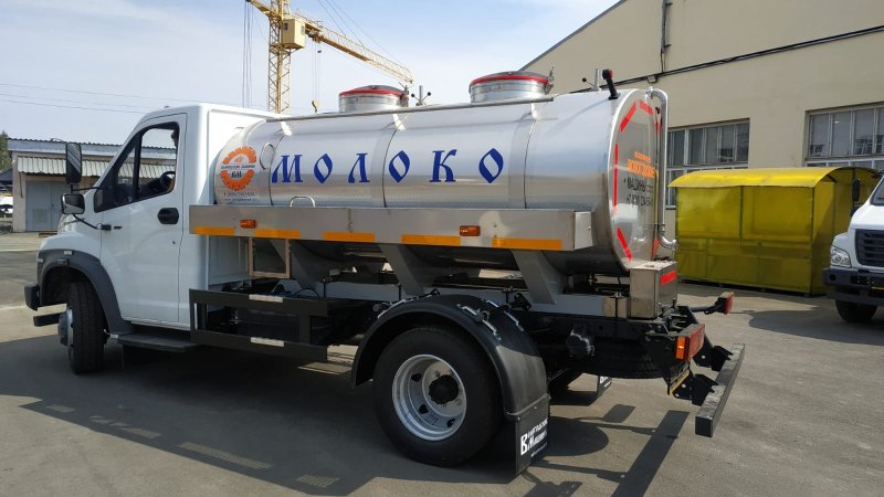 Газон Некст цистерна для пищевых жидкостей