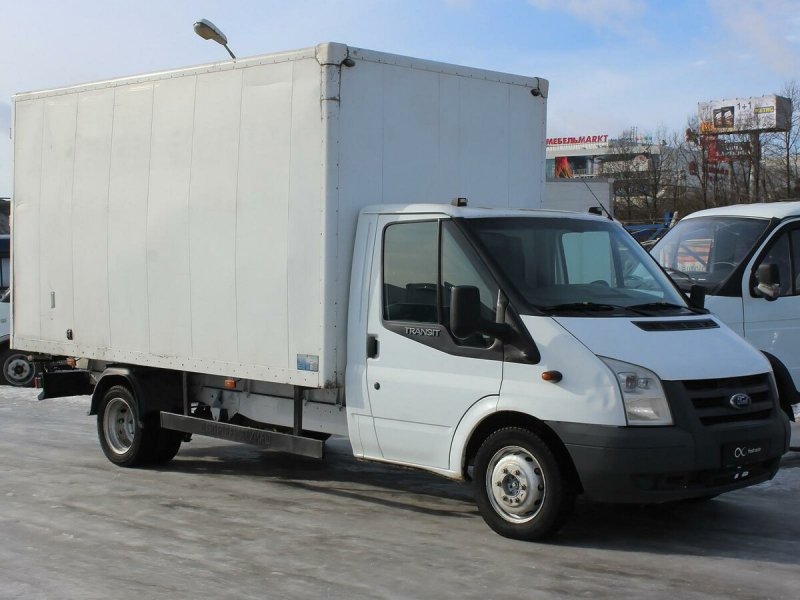 Фургон Ford Transit, Transit грузовик/шасси