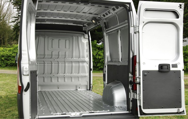 Фургон Peugeot Boxer. Грузовой Boxer