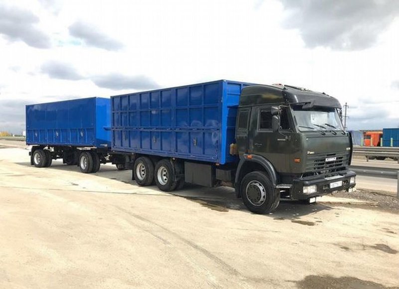 КАМАЗ 53215 зерновоз с прицепом
