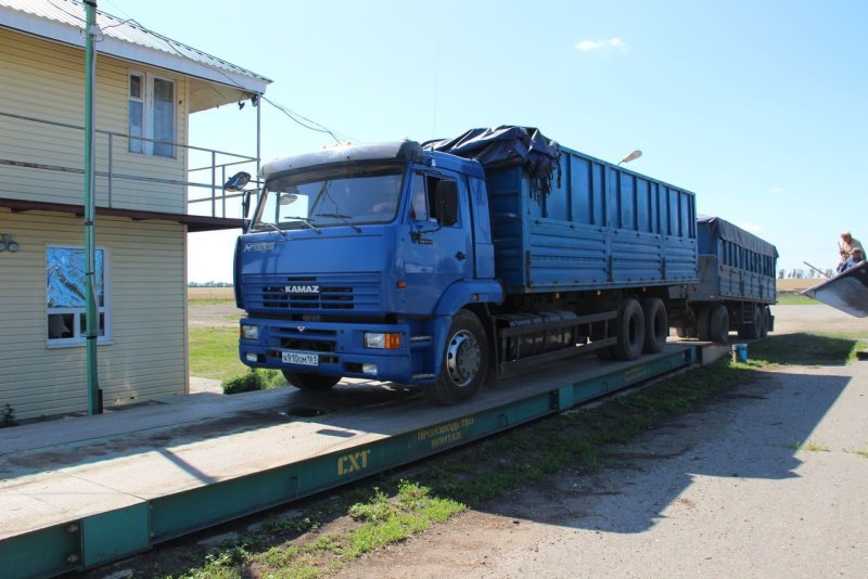 КАМАЗ 100 тонн зерновоз