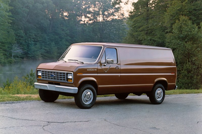 Ford Econoline e250