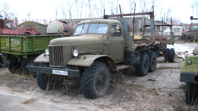 ЗИЛ 157 В лесу