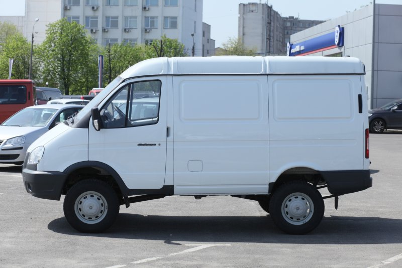 Грузовой фургон ГАЗ 27527