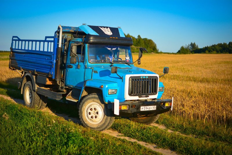 ГАЗ 3307 бортовой