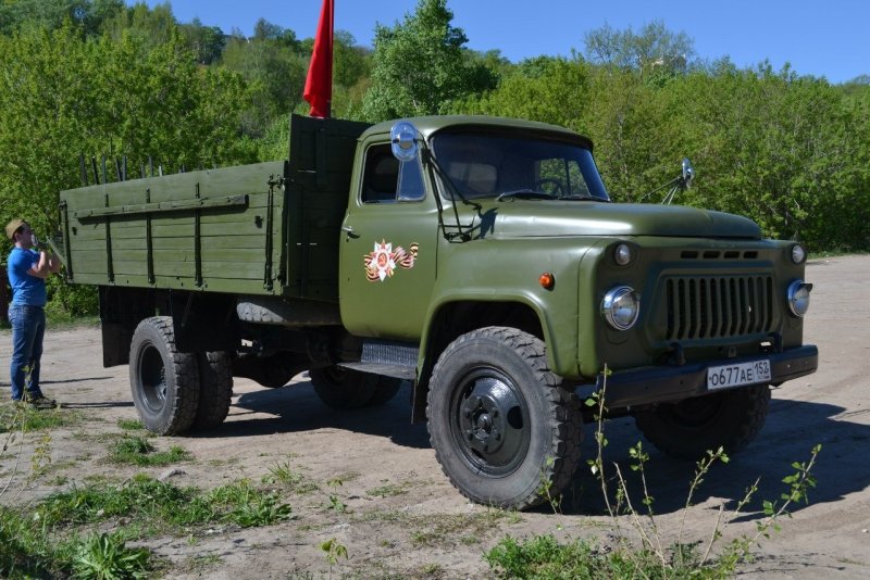 ГАЗ 53 бортовой хаки