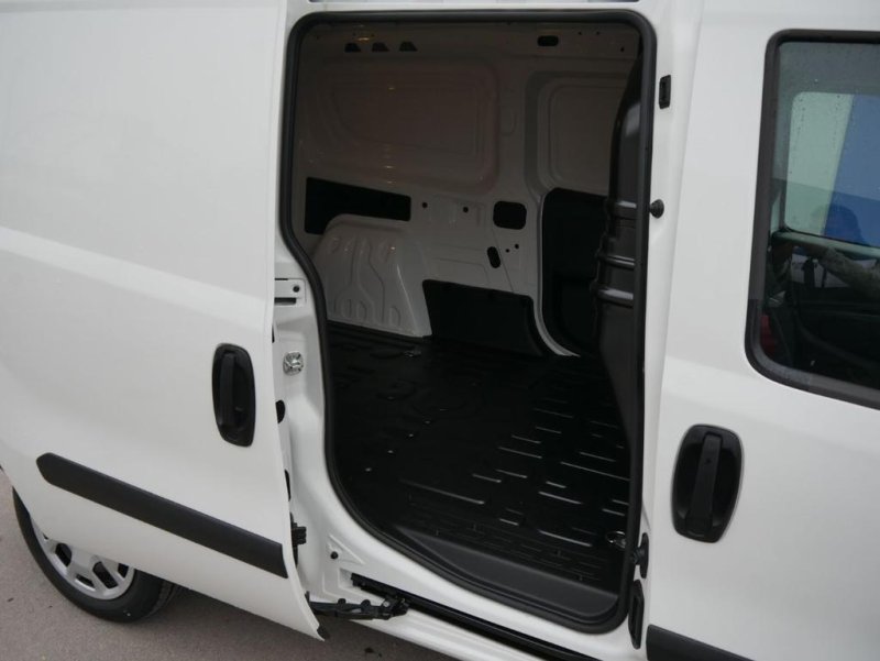 Fiat professional Doblo Cargo Maxi 1.4 ктеристики