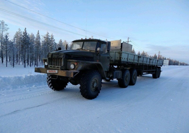 Урал 4420 с полуприцепом