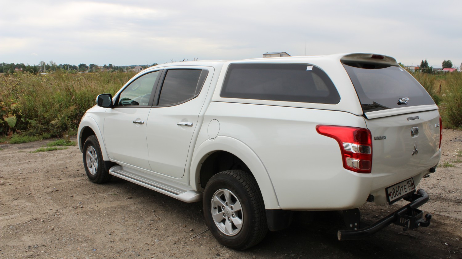 Включи кунг. Митсубиси л200 с кунгом. Кунг для Мицубиси л200. Mitsubishi l200 2021 кунг. Новый Mitsubishi l200 с кунгом.