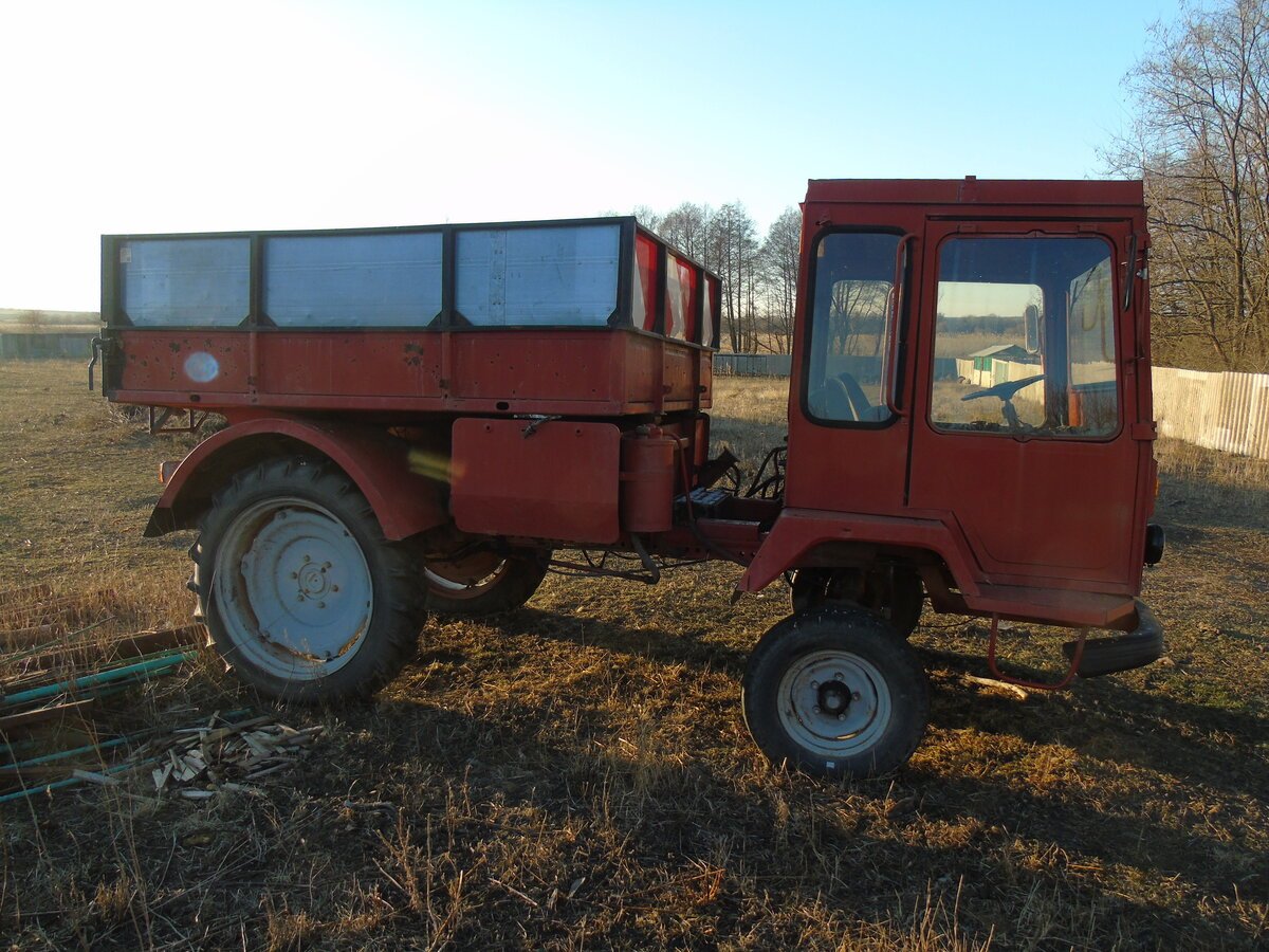 Авито т16. Трактор шассик т-16. Трактор ХТЗ Т 16. Трактор т 25 с кузовом. Трактор ХТЗ Т 16 М.