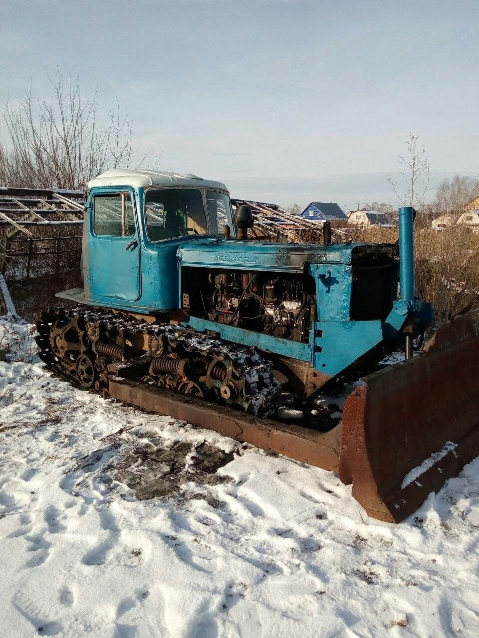 Купить трактор в алтайском б у. ДТ-75 алтаец. Трактор ДТ 75 казахстанец. Алтайский трактор дт75. ДТ 75м бульдозер.
