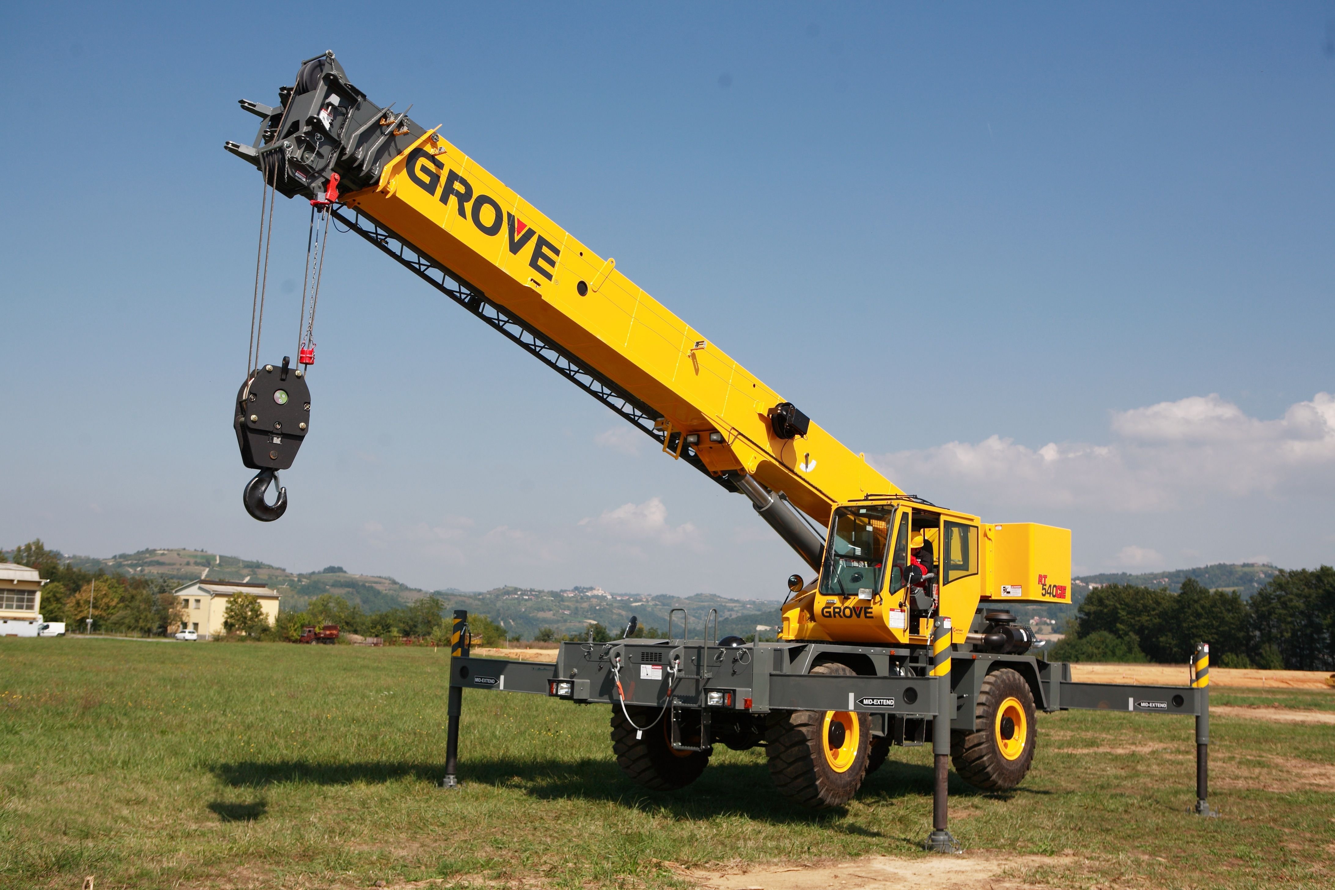 Crane. Кран стреловой Grove rt540e. Кран стреловой самоходный Grove grt655l. Кран стреловой Grove rt540e, внедорожный, короткобазный. Кран пневмоколесный Grove.